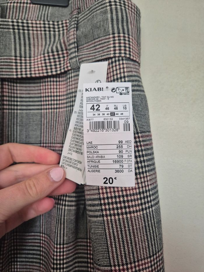 Pantalon Kiabi 42 - photo numéro 3