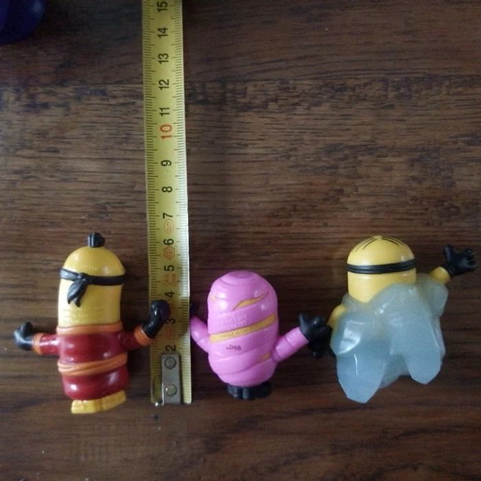 Lot figurines les minions - photo numéro 5