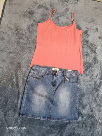 Lot de 11 tenues jupe top taille 38-40