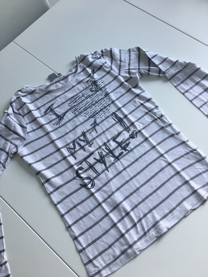 T-shirt enfant fille 16 ans très bon état
