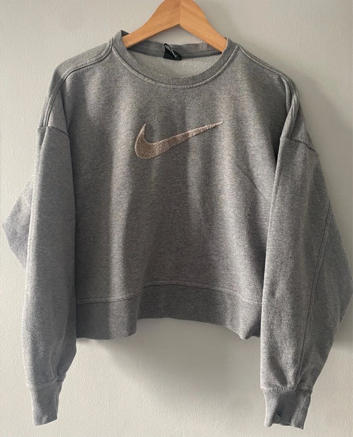 Pull femme Nike