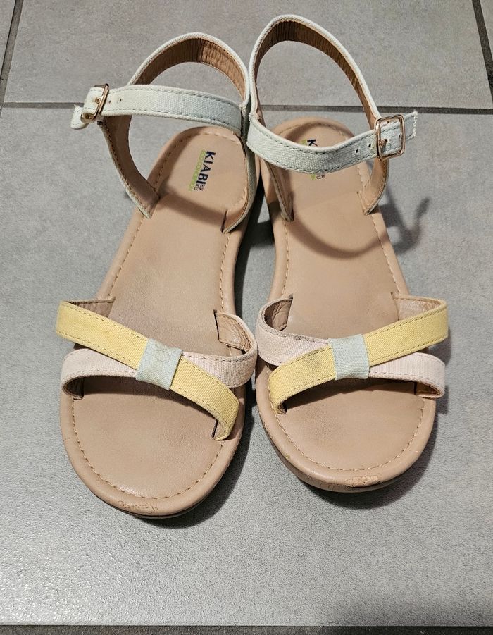 Lot 2 Sandales T35 - photo numéro 3