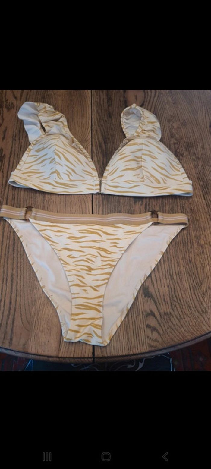 Bikini Lovestories x H&M eur44Bas eur46Haut - photo numéro 7