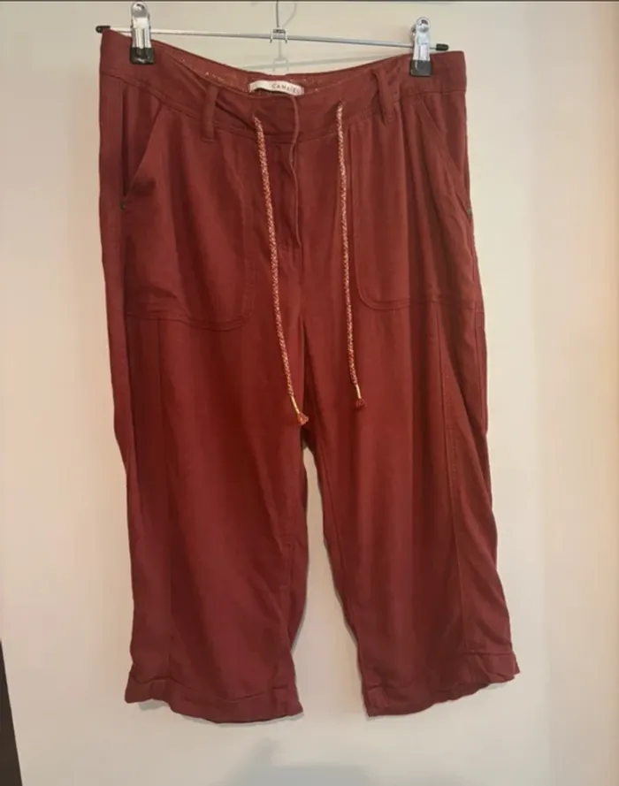 🌺 Pantacourt rouge brique Camaïeu - T38