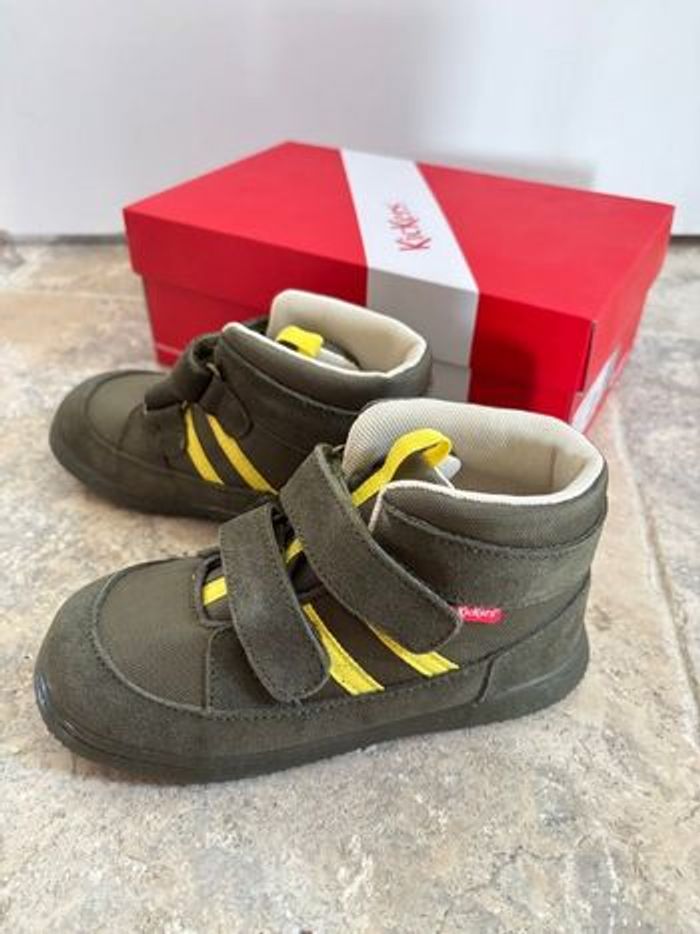 Kickers kaki et jaune