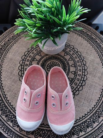 Basket élastique rose pointure 22