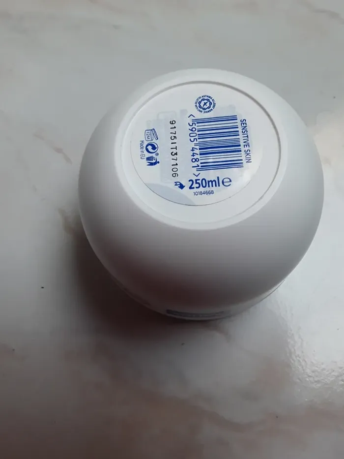 Crème hydratante - photo numéro 3