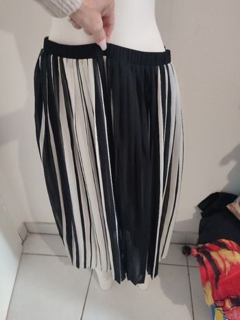 #kytieMfemme. Jupe plissée taille M