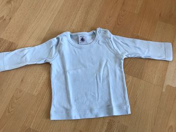 Tee shirt bleu clair 6 mois Petit Bateau