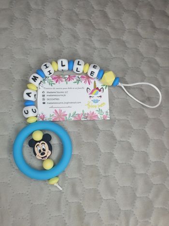 Attache tétine dentition Mickey