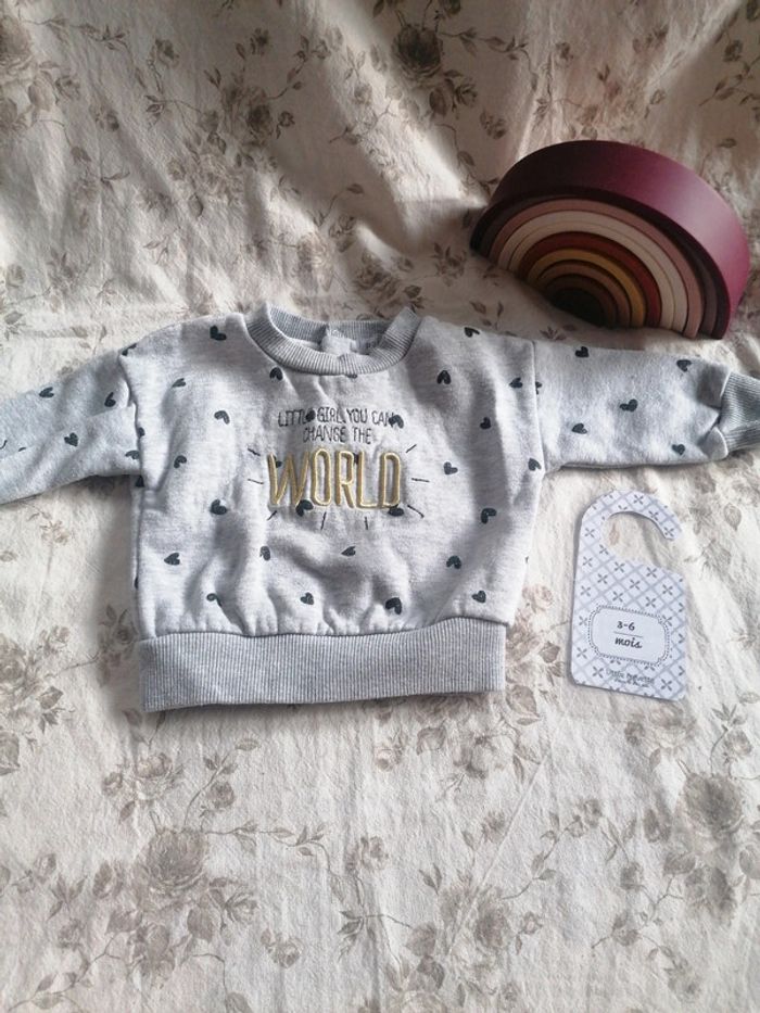 Sweat primark 3 6 mois