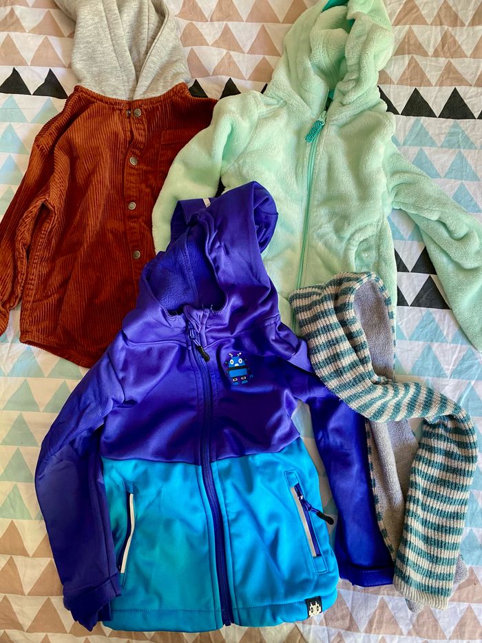 Lot vêtements garçons 3 ans - photo numéro 3
