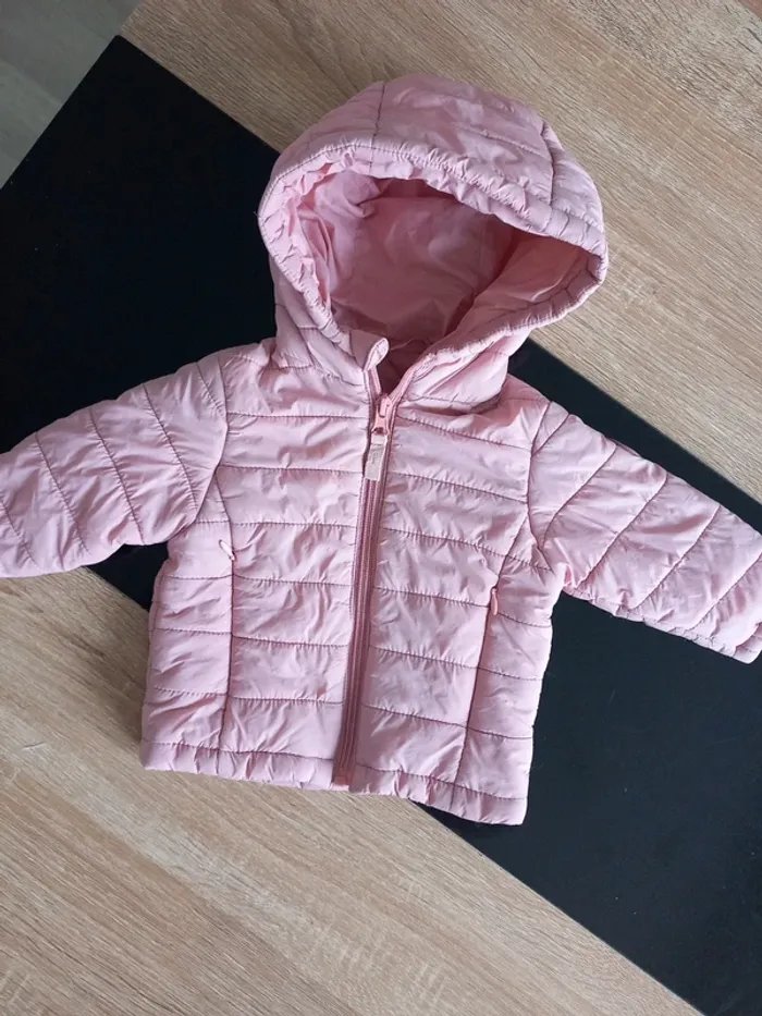 Doudoune rose légère, bébé 6 mois - photo numéro 2