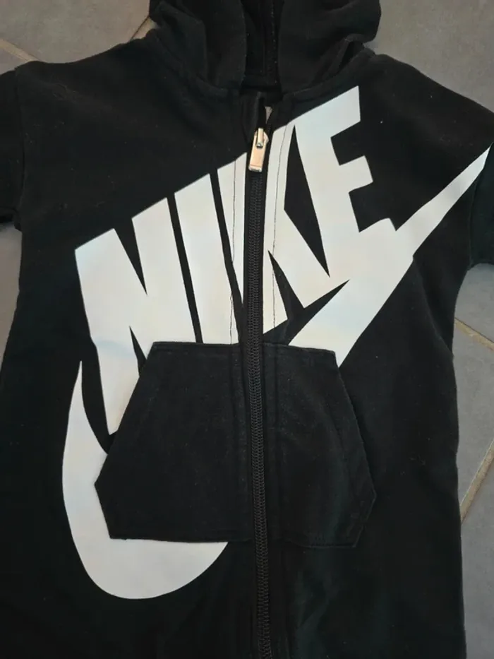 Combi ensemble Nike noir - photo numéro 4