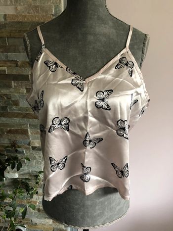 Débardeur satin motifs papillons 40