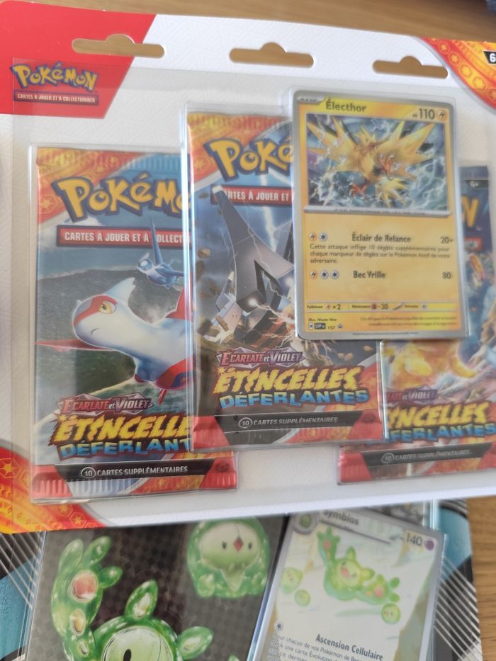 Lot tripack cartes Pokémon boosters etincelles déferlantes foudre noire - photo numéro 3
