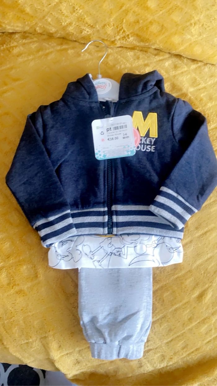 Ensemble enfants  neuf