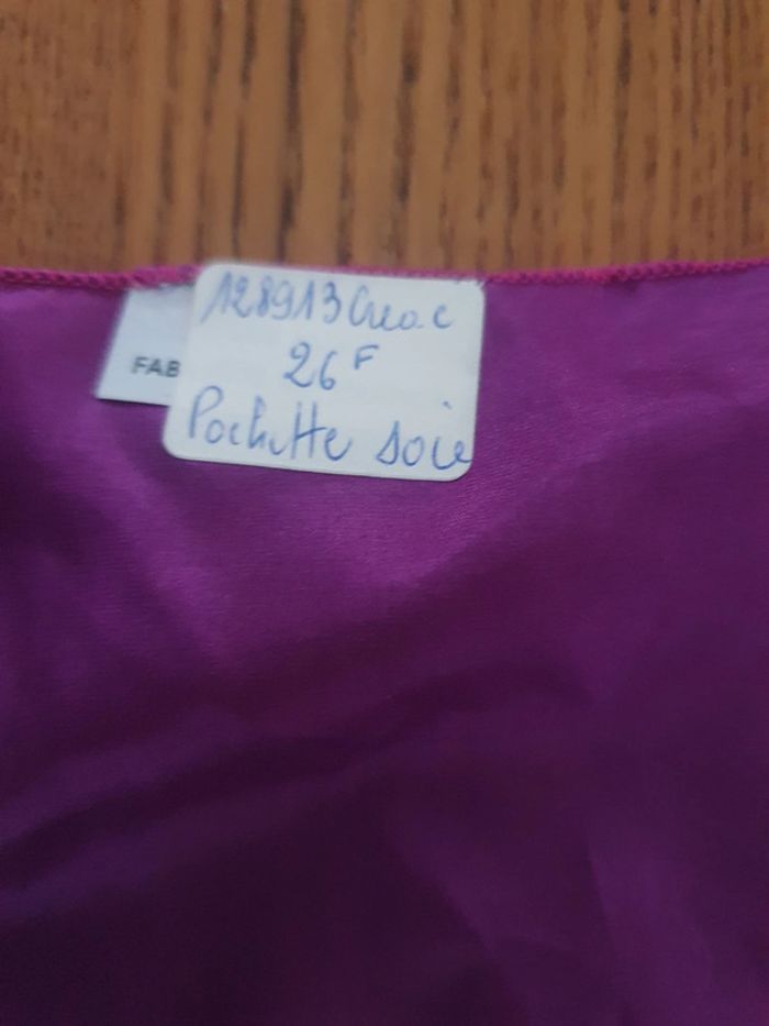 Pochette soie  neuve - photo numéro 4