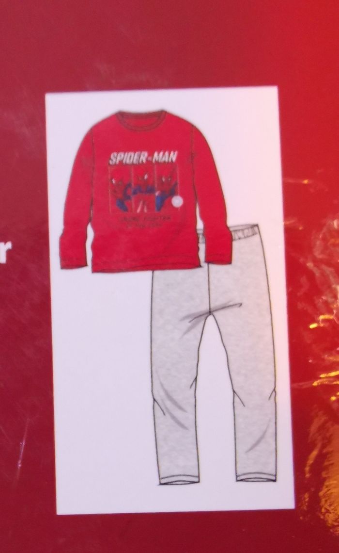 Pyjama Marvel Spiderman en coffret taille 10 ans neuf - photo numéro 5