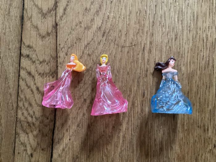 3 figurines Disney