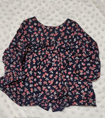 Blouse fleurie tape à l'œil