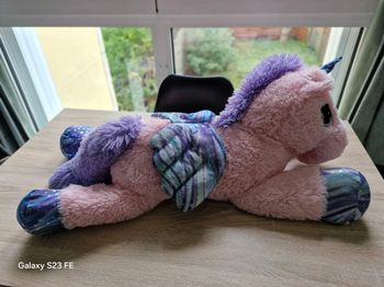 Grande peluche licorne
