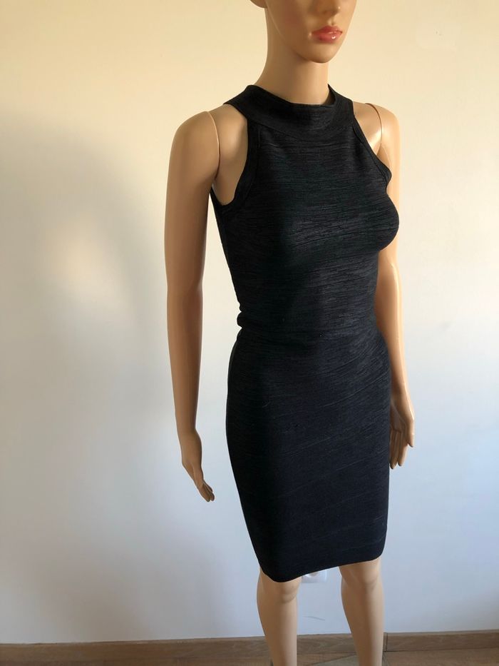 Robe noire sans manches LUC-CE taille S bon état (taille petit) - photo numéro 2
