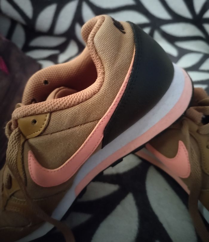 Baskets "Nike MD Runner 2" neuves - photo numéro 3