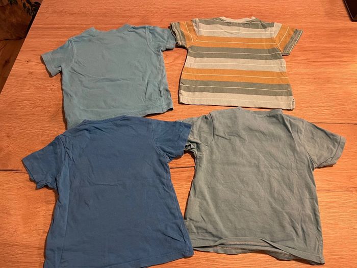 Lot 4 T-shirt 18 mois - photo numéro 5