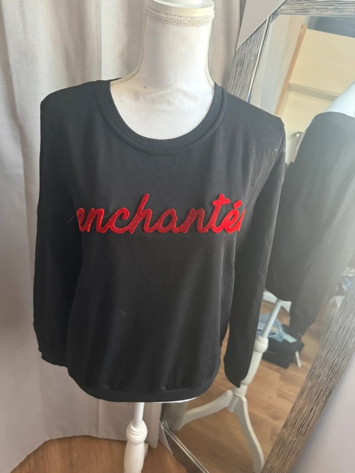 Sweat shirt