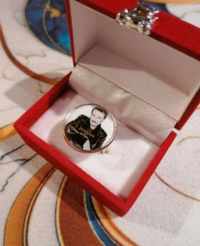 Bague johnny Hallyday - photo numéro 2