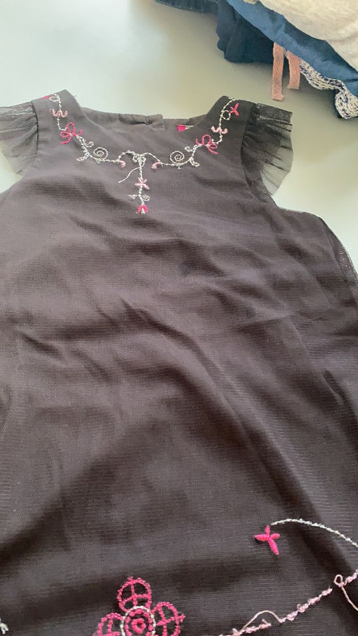 Robe taille 23 mois - photo numéro 2