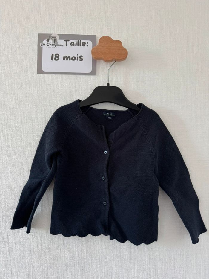 Gilet bleu marine - taille 18 mois 🌸