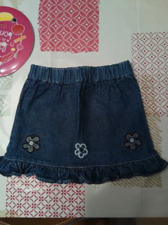 Jupe fille 4 ans (225)