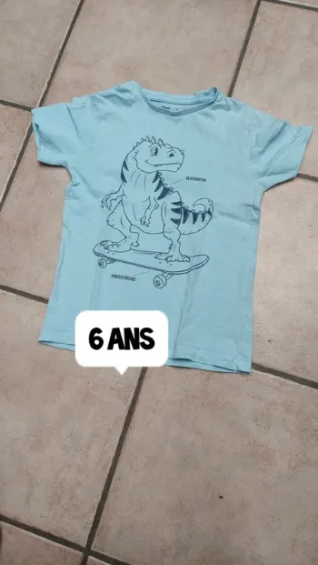 T-shirt T-Rex skate