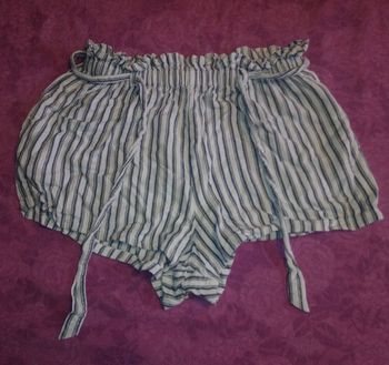 short à rayures Hollister
