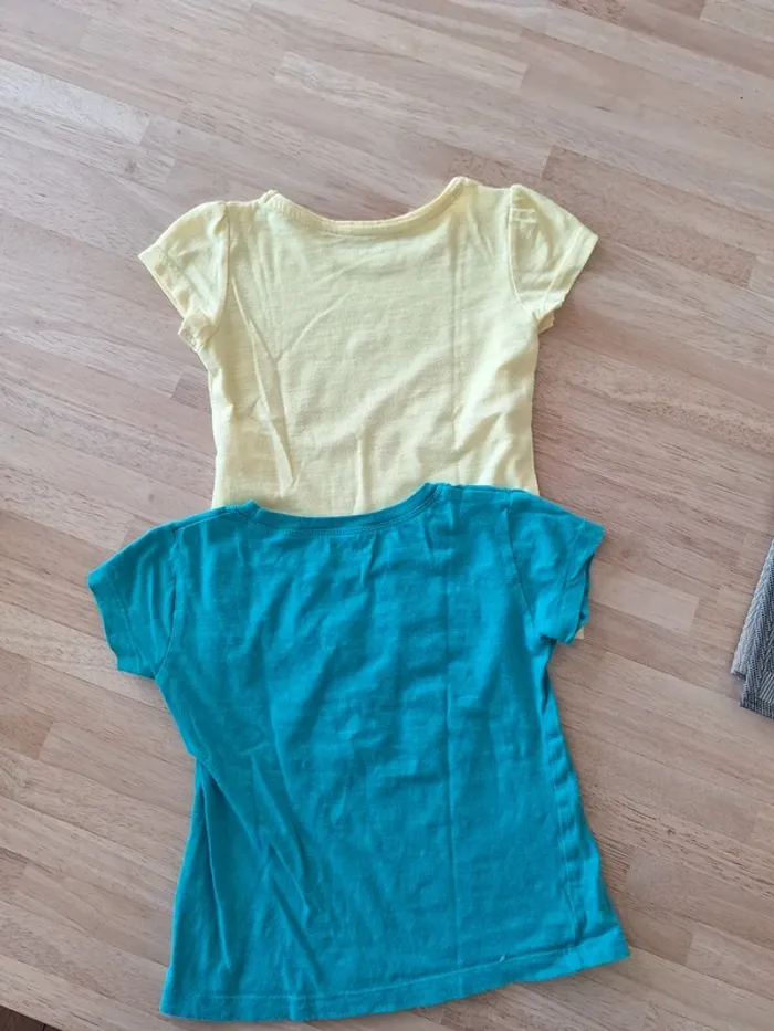 Lot 2 Tee-shirt fille T 5 ans - photo numéro 2