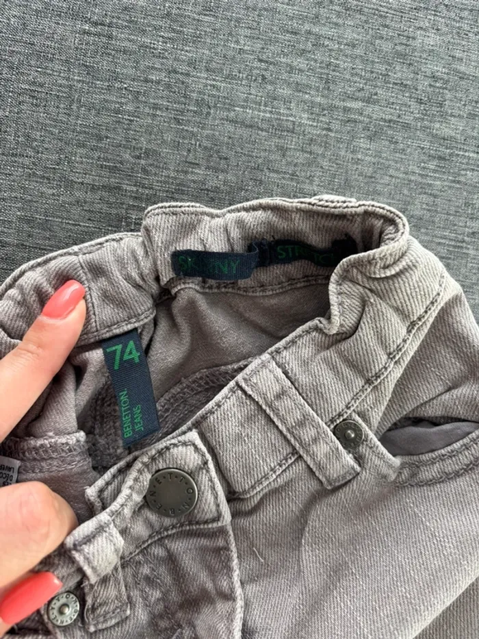 Jean gris benetton en 12 mois - photo numéro 2