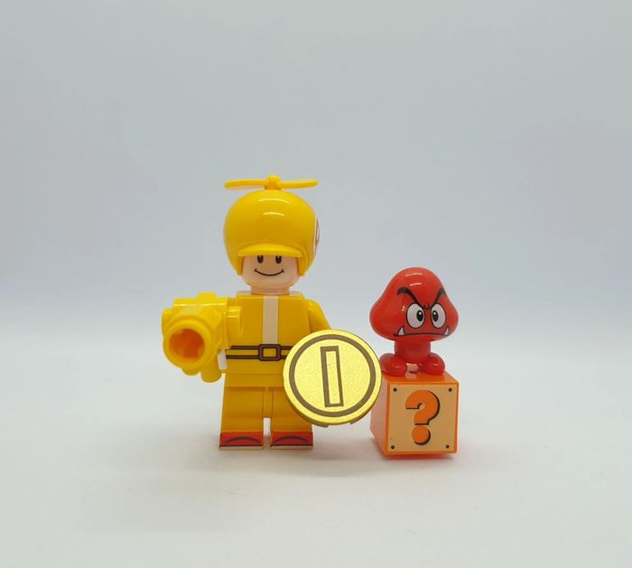 🍄 Figurine Super Mario - Toad Jaune - (Style Lego) 🍄 - photo numéro 5