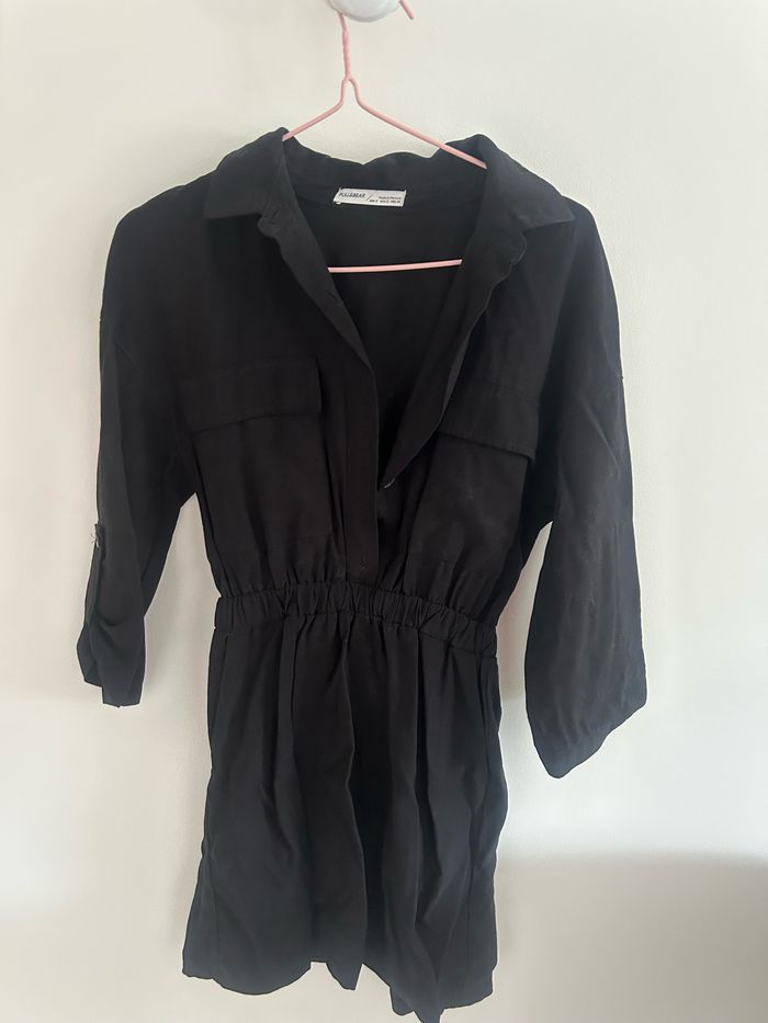 Robe noire Pull & Bear