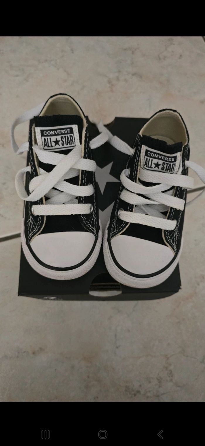 🥰😍🤩 Baskets CONVERSES Pointure 22 unisex (mises 1h)!!🥰🤩