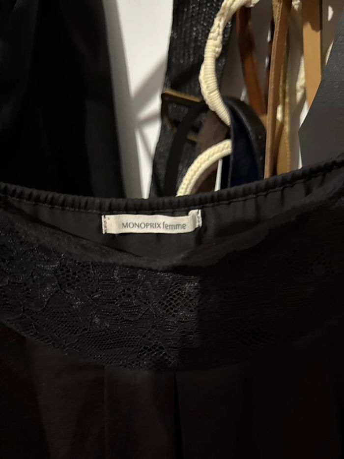 Jolie chemise de nuit S noire satinée monoprix - photo numéro 3