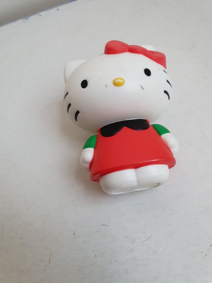 Figurine Hello Kitty - photo numéro 2