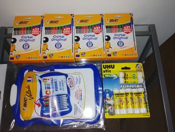 Lots fournitures scolaires