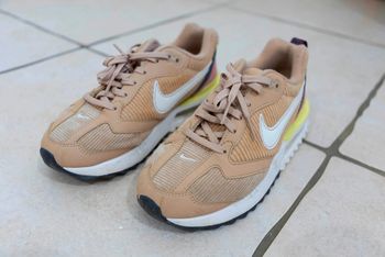 Nike Air Max Dawn SE T36.5