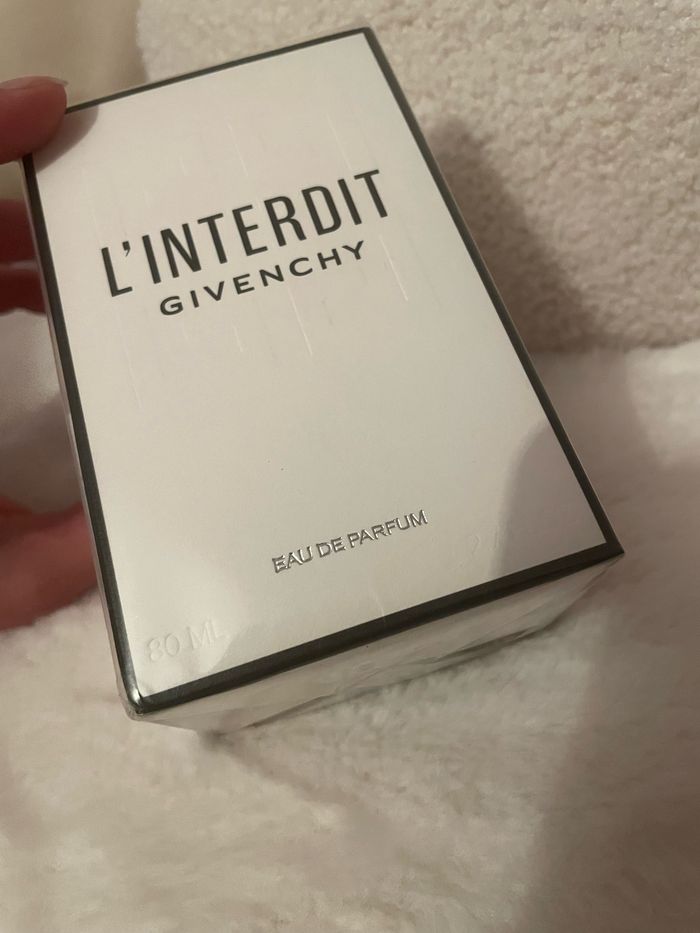 Parfum l’interdit de givenchy - photo numéro 4