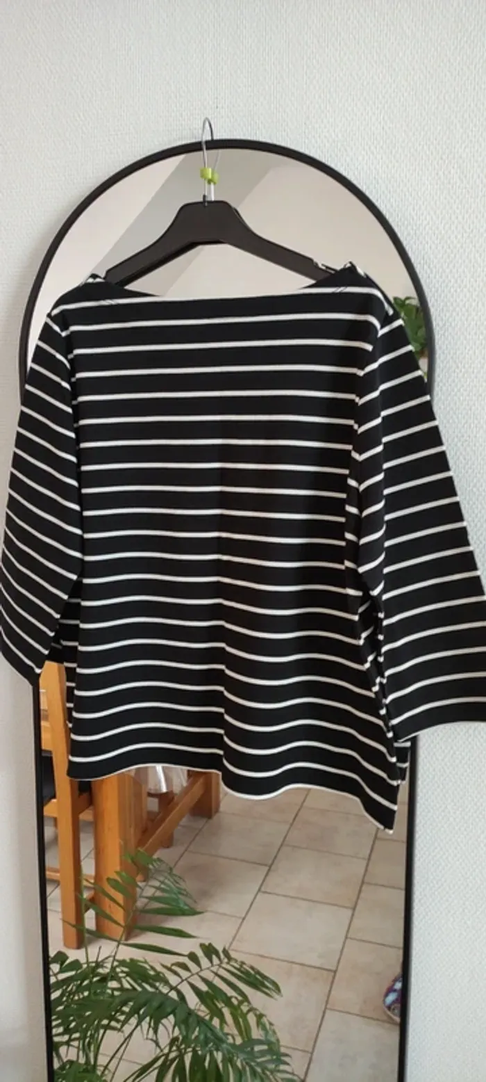Tshirt C&A taille L - photo numéro 2