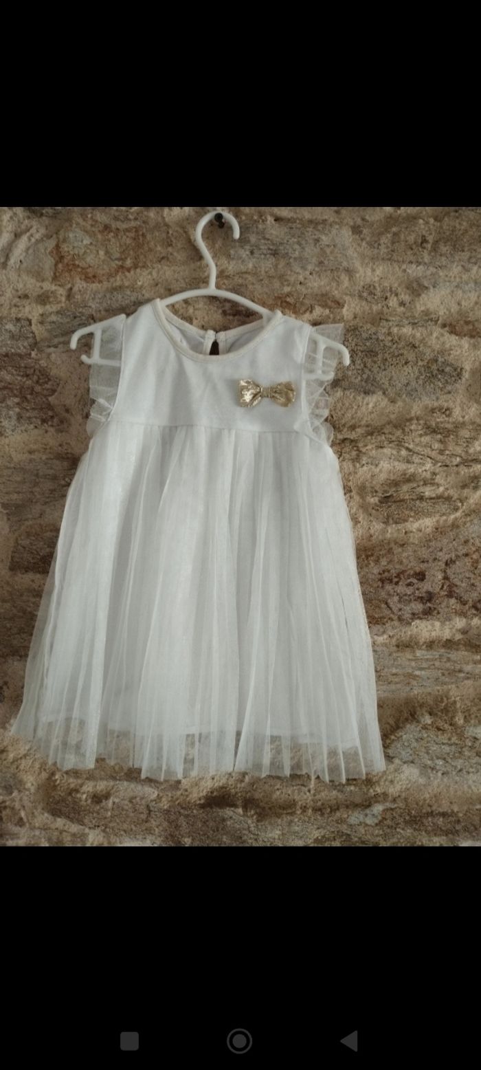 Robe blanche pailleté, taille 12mois