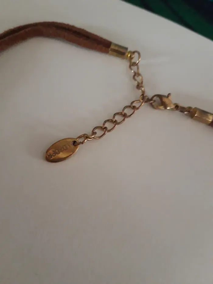 Collier pendentif fantaisie pierre multifacettes - photo numéro 3