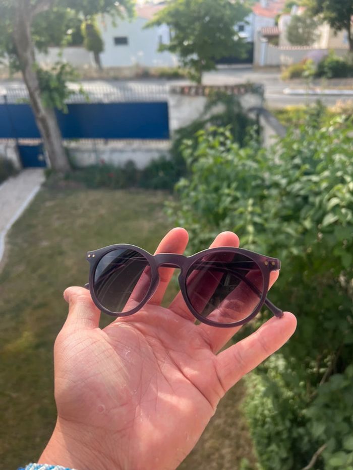 paire de lunette de soleil SL - photo numéro 3